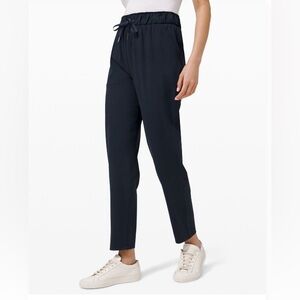 Lululemon Keep Moving Pant 7/8 High-Rise | True Navy |size 4